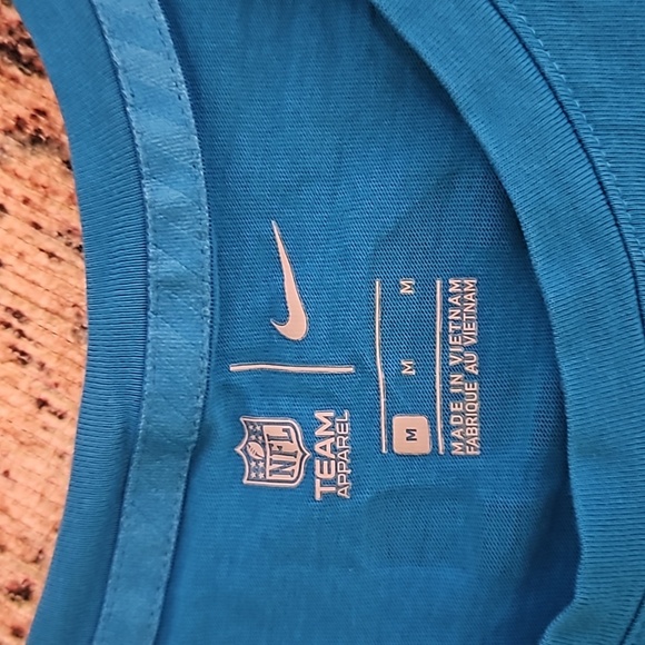 Nike Women's NFL Team Apparel Carolina Panthers Long Sleeve Shirt - Picture 7 of 9